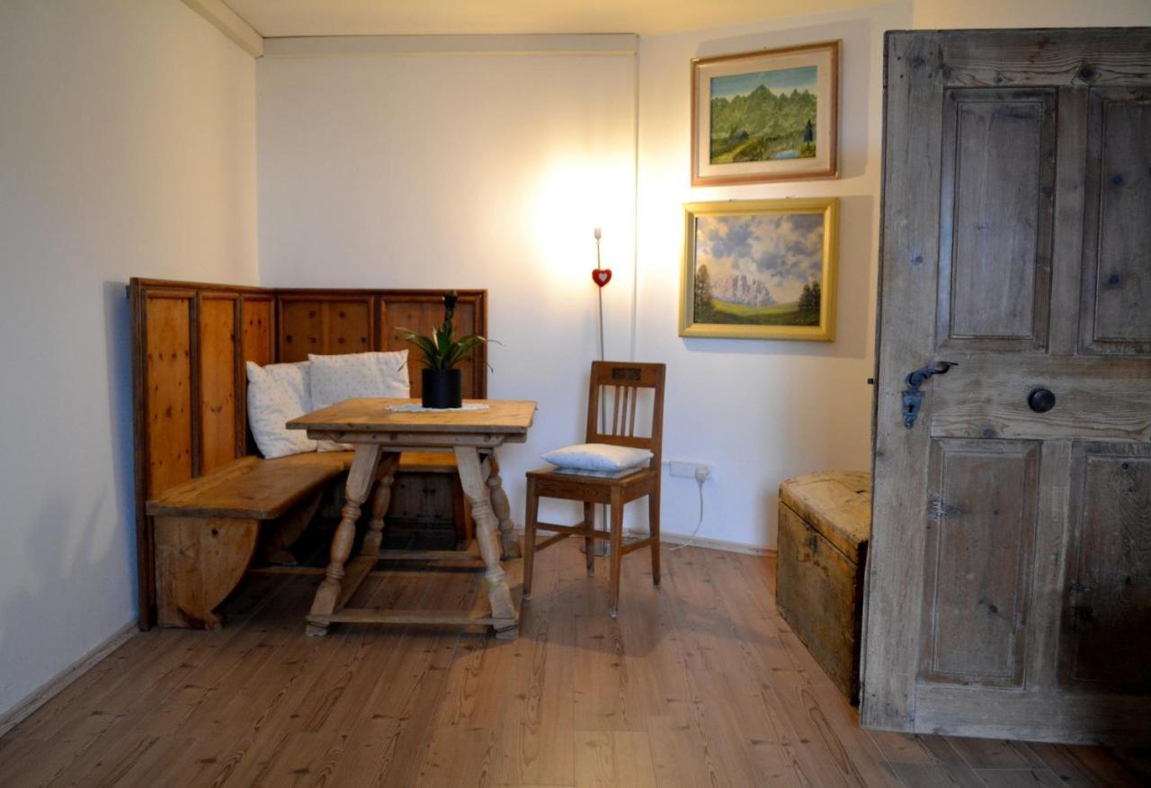 Urige Ferienwohnung Steiger- Alloggio Unico Steiger Brixen Exteriör bild